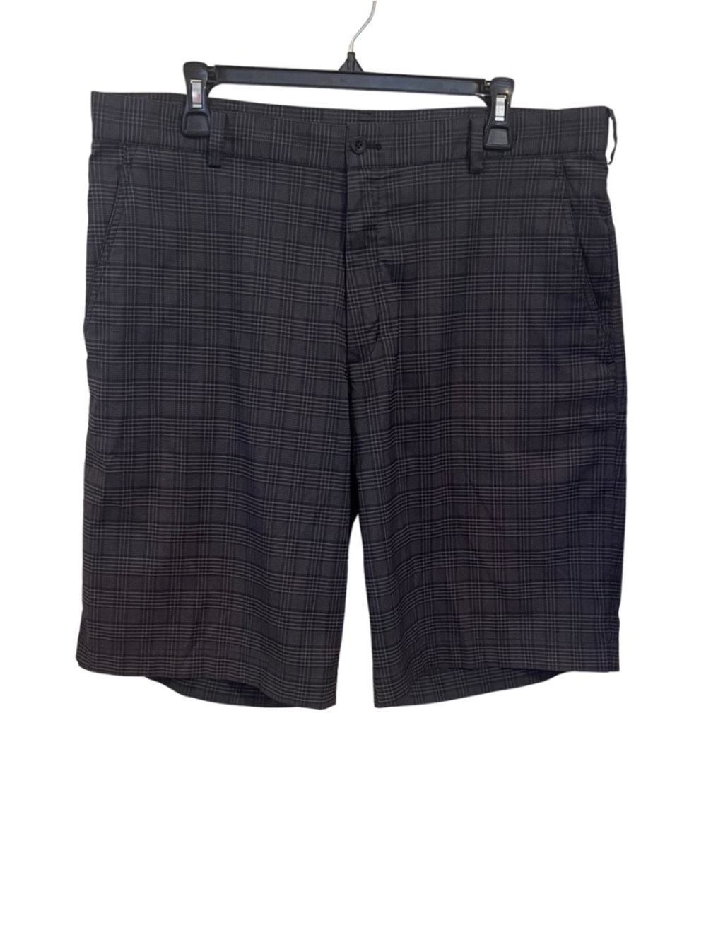 Nike Golf Dri-Fit Plaid Men’s Shorts in Gray/Black